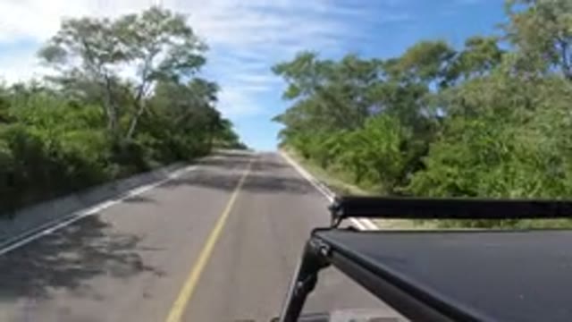 LOS CABOS MEXICO-2019: Driving Road Sunny Open Cruising Sunshine Car Jeep Truck