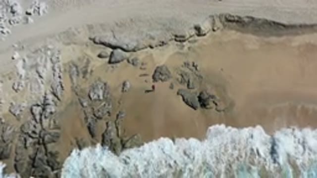 LOS CABOS MEXICO-2020: Ocean Breaking Beautiful Soothing Waves Relaxing Paradise