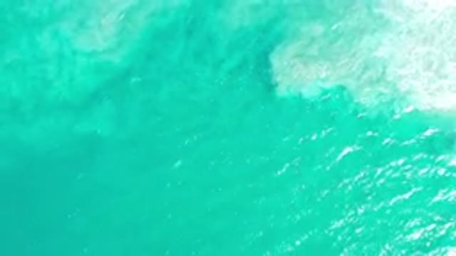 LOS CABOS MEXICO-2020: The Water Moves In Its Beautiful Color In Calm And