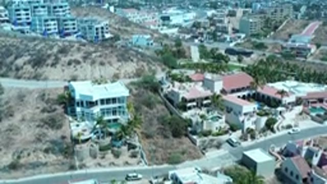 LOS CABOS MEXICO-2020: Pretty Houses And Buildings