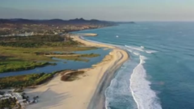 LOS CABOS MEXICO-2020: Spectacular Ocean Waves and Beach Walk