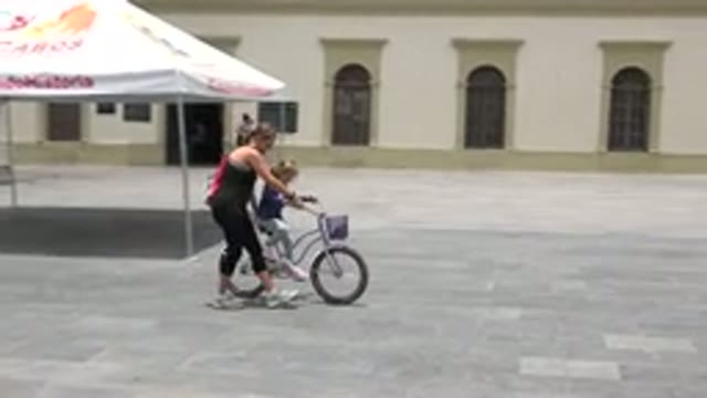 LOS CABOS MEXICO-2020: Learning How To Ride A Bike Without Training Wheels