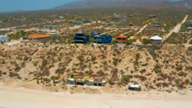 EL SARGENTO LA VENTANA MEXICO-2020: The Long View Of The Village Buildings Near Mountains