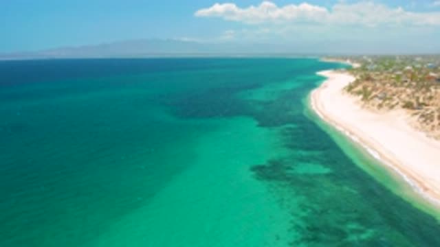 EL SARGENTO LA VENTANA MEXICO-2020: Clear Turquoise Ocean Water With White Sand