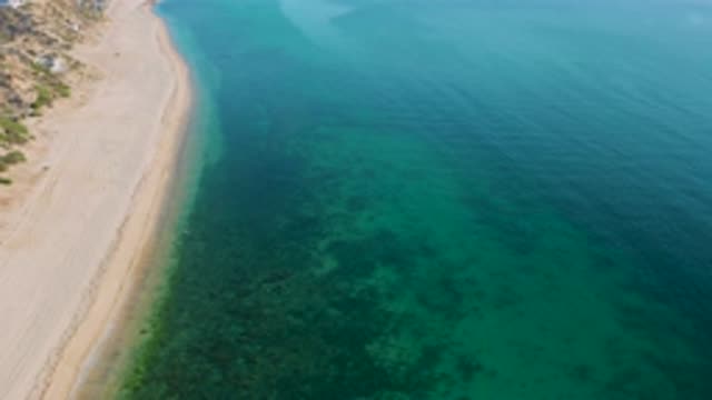 EL SARGENTO LA VENTANA MEXICO-2020: Calm Waves Hitting The Shore Of An Isolated Beach