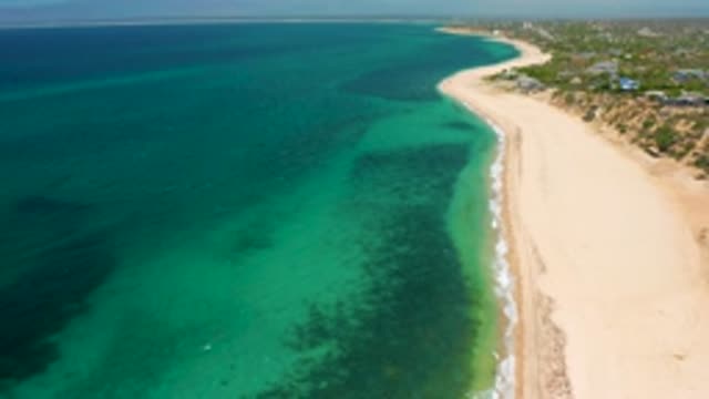 EL SARGENTO LA VENTANA MEXICO-2020: Large Aerial View Of A Sandy Shoreline With