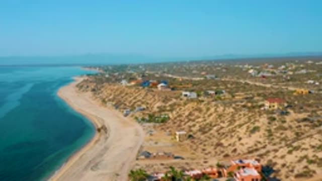 EL SARGENTO LA VENTANA MEXICO-2020: A Wide Sandy Beach Runs Between Blue Water