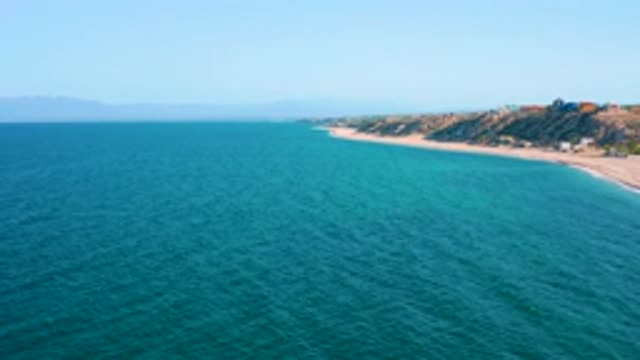 EL SARGENTO LA VENTANA MEXICO-2020: Blue Ocean Waves and Sandy Beach with Mountain Views