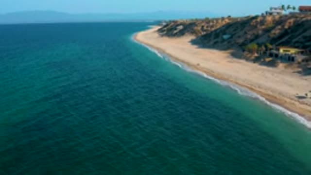 EL SARGENTO LA VENTANA MEXICO-2020: A Camera Moving Over A Large Body Of Water