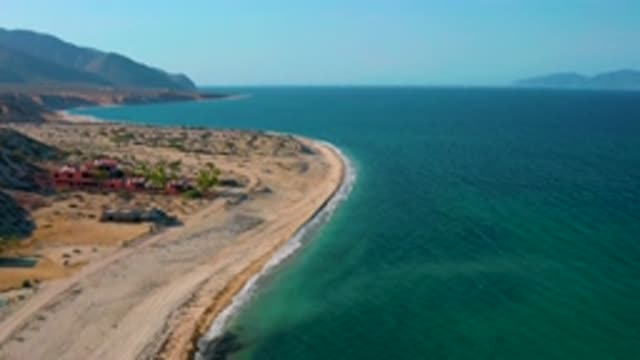 EL SARGENTO LA VENTANA MEXICO-2020: The Blue Water Of The Calm Sea Touching The Sandy Shore