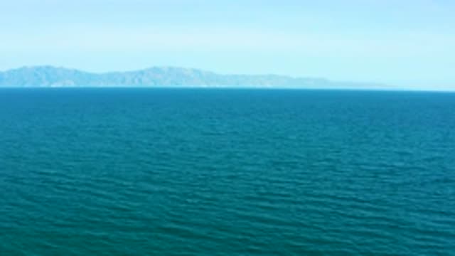 EL SARGENTO LA VENTANA MEXICO-2020: The Water Is Running Through a Colorful Mountain Landscape