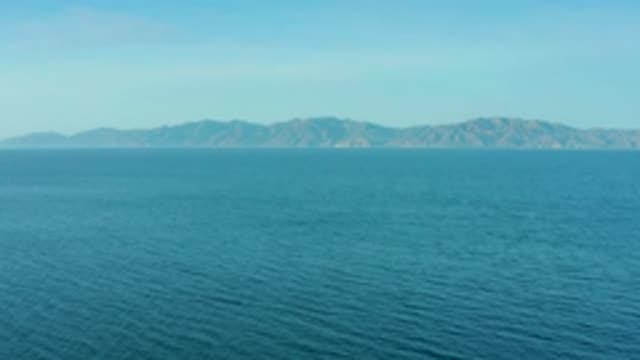 EL SARGENTO LA VENTANA MEXICO-2020: Picture Of The Ocean With Blue Mountains In