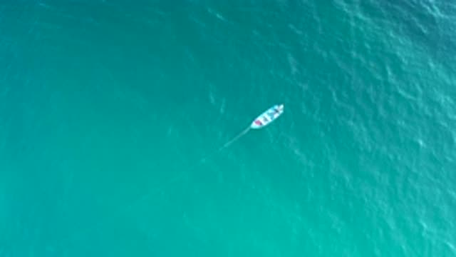 EL SARGENTO LA VENTANA MEXICO-2020: In The Middle Of The Ocean There Is A Tiny Boat