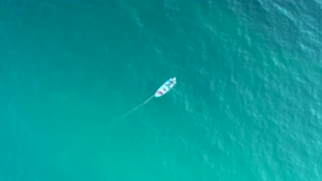 EL SARGENTO LA VENTANA MEXICO-2020: A Picture Of A Small Boat Moving On The