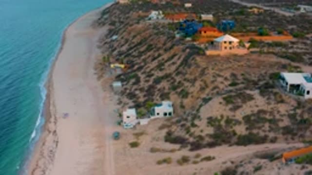EL SARGENTO LA VENTANA MEXICO-2020: Aerial Footage Of A Beautiful House And Turquoise Coastline