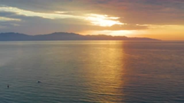 EL SARGENTO LA VENTANA MEXICO-2020: The Golden View Of The Sunset At Golden Sky