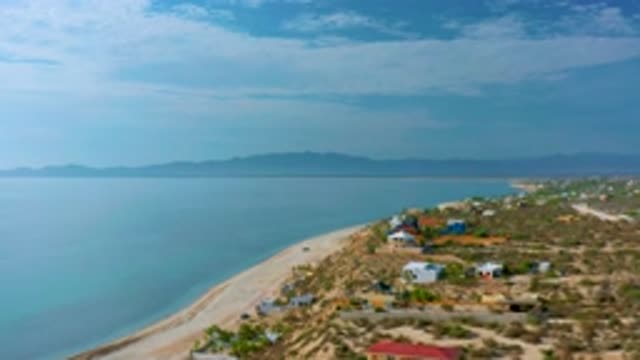 EL SARGENTO LA VENTANA MEXICO-2020: Homes In A Green Area Along The Shore Of A
