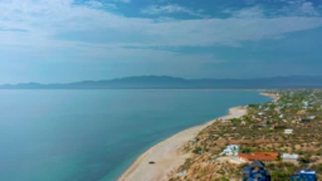 EL SARGENTO LA VENTANA MEXICO-2020: A Few Houses Situated By The Ocean With A