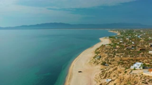 EL SARGENTO LA VENTANA MEXICO-2020: Drone Shot Of A City Next To The Beach With