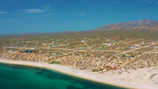 EL SARGENTO LA VENTANA MEXICO-2020: Skyline Shot Of Coastal Desert Beach With Mountains