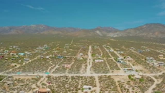 EL SARGENTO LA VENTANA MEXICO-2020: Aerial View Of Houses In The Field