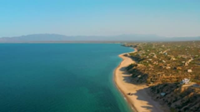 EL SARGENTO LA VENTANA MEXICO-2020: Drone Flies Along Mountainous Tropical Coastline
