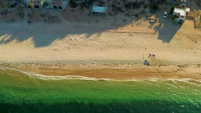 EL SARGENTO LA VENTANA MEXICO-2020: Crystal Green Water And Wave Breaking On An