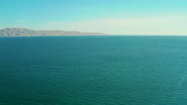 EL SARGENTO LA VENTANA MEXICO-2020: Ocean Water With Landmass In The Background