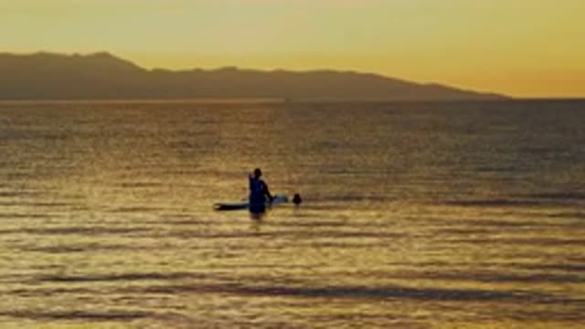 EL SARGENTO LA VENTANA MEXICO-2020: Paddle Boarding On The Ocean At Sunset By