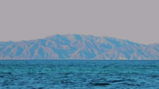 EL SARGENTO LA VENTANA MEXICO-2020: Blue Ocean Water With Rippling Waves Flows