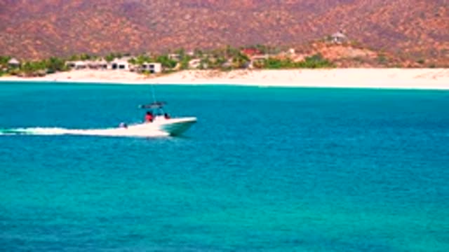 EL SARGENTO LA VENTANA MEXICO-2020: Small Boat At The Beach
