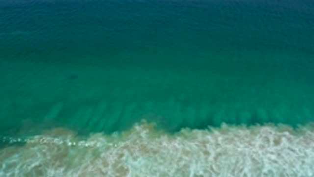 SAN JOSE DEL CABO MEXICO-2020: Blue And Green Sea Water With Strong White Waves