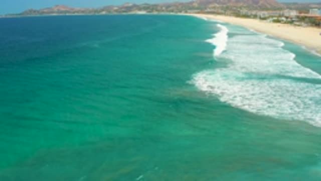 SAN JOSE DEL CABO MEXICO-2020: Multiple Waves From The Clear Blue Shore