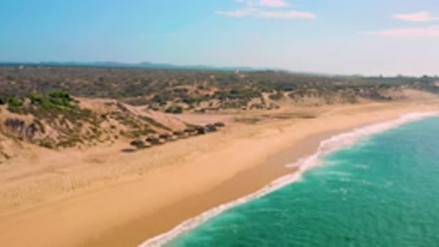 SHIPWRECKS BEACH BCS MEXICO-2020: Four-Second Flyover of Remote Oceanside Beach