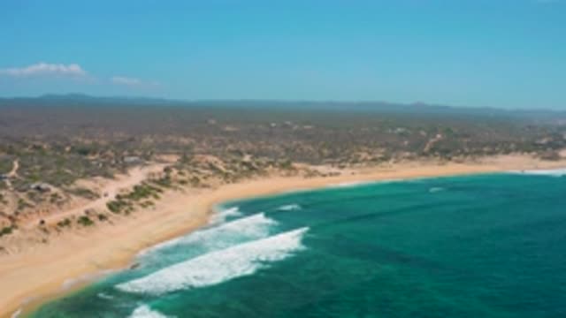SHIPWRECKS BEACH BCS MEXICO-2020: Sea Water With Mild Waves and White Clouds