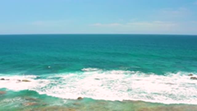 SHIPWRECKS BEACH BCS MEXICO-2020: Slow Motion Sea Waves Along The Coast Under A
