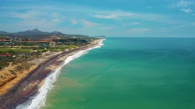 SAN JOSE DEL CABO MEXICO-2020: Blue Waves From The Ocean Hitting The Seashore
