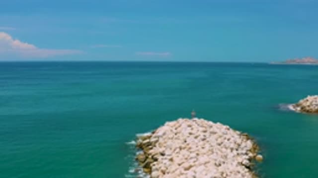 SAN JOSE DEL CABO MEXICO-2020: Relaxing View Of Ocean And Rocks