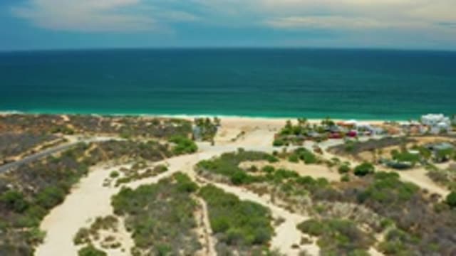 SAN JOSE DEL CABO MEXICO-2020: Traveling Drone Footage Of A Beach By The Ocean