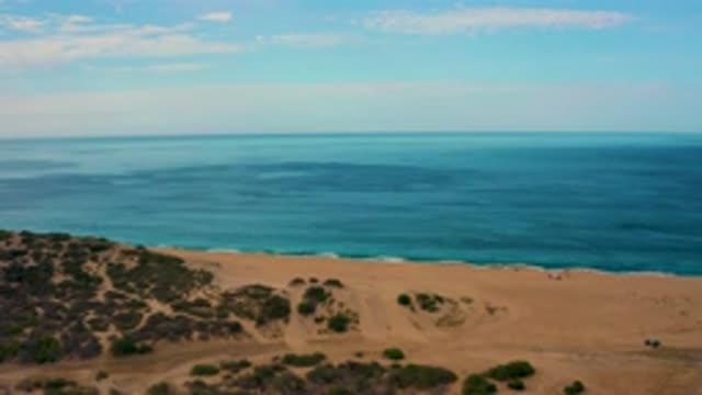 LAGUNA BEACH BCS MEXICO-2020: Video Showing Blue Water Seashore And Blue Sky