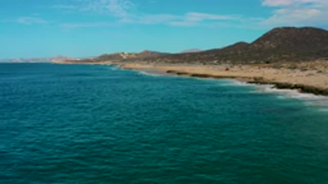 LAGUNA BEACH BCS MEXICO-2020: Waves Crashing Into Beautiful White Sandy Beach