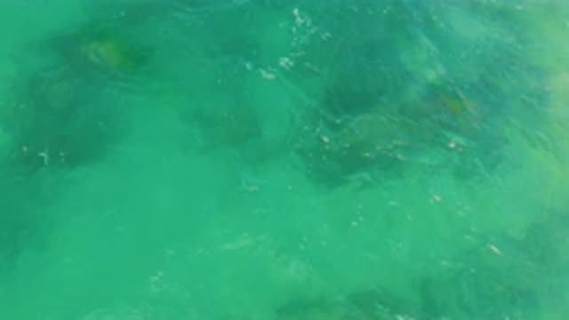 LAGUNA BEACH BCS MEXICO-2020: Ocean Waves Over Submerged Rocks