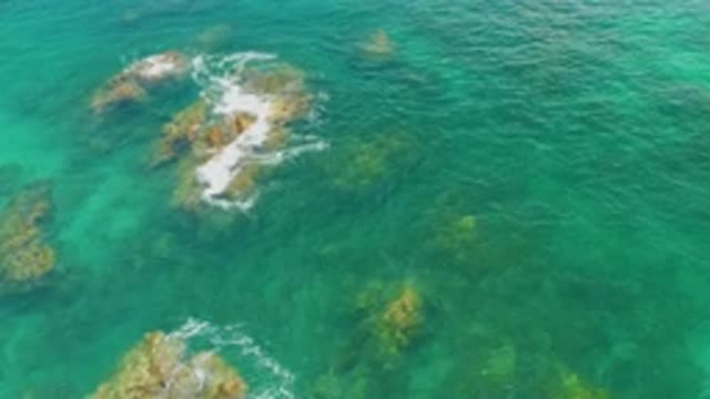 PALMILLA BEACH BCS MEXICO-2020: Sunny Windy Day With Large Currents Hitting The Rocks
