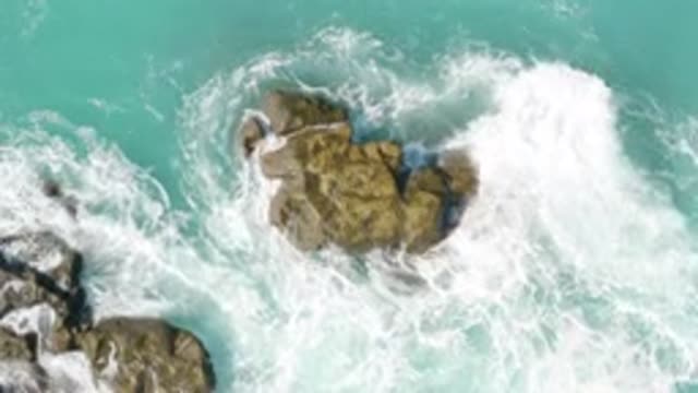 DREAMS BEACH BCS MEXICO-2020: Huge Rock Formations Getting Lashed By Waves In