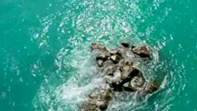 DREAMS BEACH BCS MEXICO-2020: Sparkling Sea Green Water Crashing And Covering