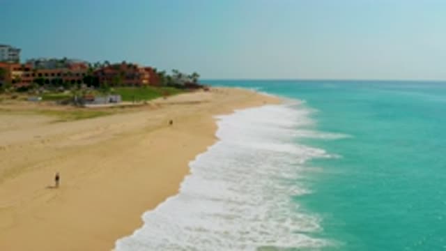 DREAMS BEACH BCS MEXICO-2020: Hotel Guest Who Walks By The Beach On The Shore