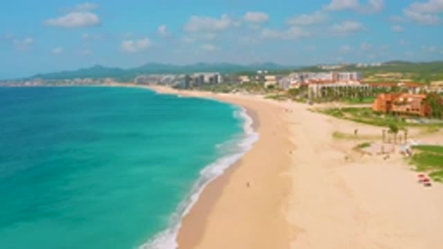DREAMS BEACH BCS MEXICO-2020: Flyover Of A Nearly Deserted Beach Surrounded By
