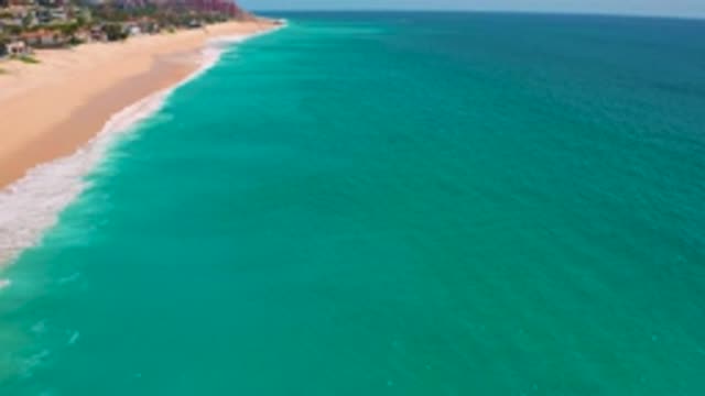 DREAMS BEACH BCS MEXICO-2020: Zooming View Of Beautiful Blue Sparkling Ocean