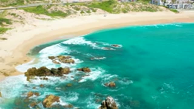 DREAMS BEACH BCS MEXICO-2020: Many Cars Running Lastly In The Road Long Beach