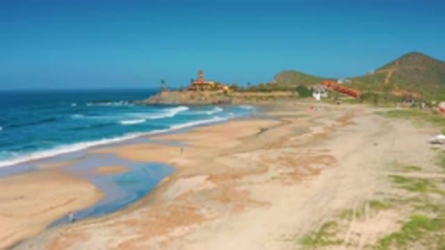 CERRITOS BCS MEXICO-2020: Beautiful Blue Waves Crushing On The Sand